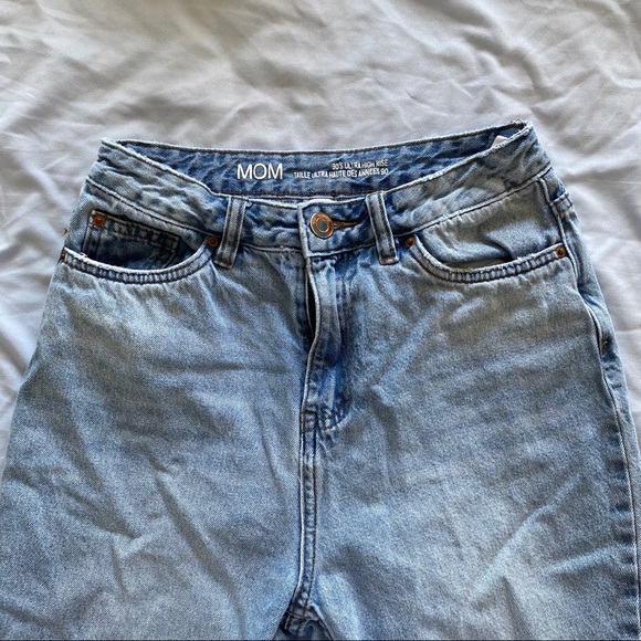 mom jeans - Picture 2 of 4